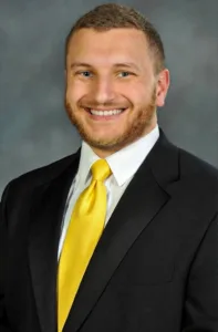 Mettlach names Bryan Parker as wide receivers coach